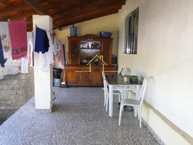 Casa com 220m² 2 quartos e 1 banheiro, à venda, no bairro Jardim Planalto em Guaxupé
