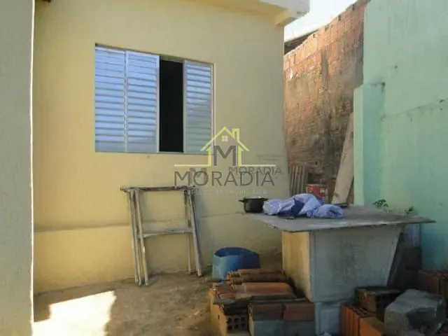 Casa com 220m² 2 quartos e 1 banheiro, à venda, no bairro Jardim Planalto em Guaxupé
