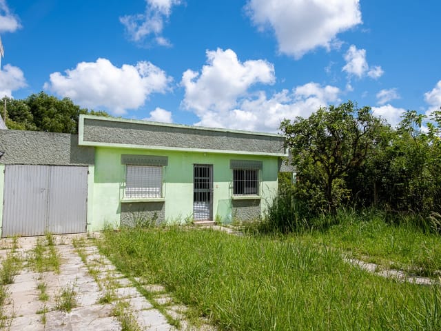 Casa com 100m² 2 quartos e 1 banheiro, para alugar, no bairro Três Vendas em Pelotas