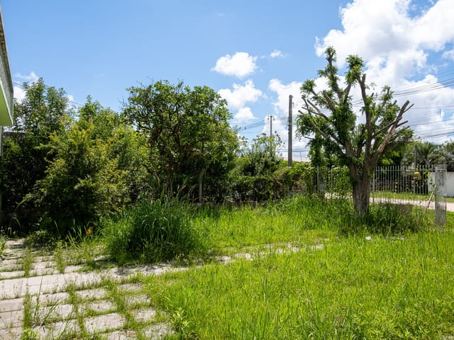 Casa com 100m² 2 quartos e 1 banheiro, para alugar, no bairro Três Vendas em Pelotas