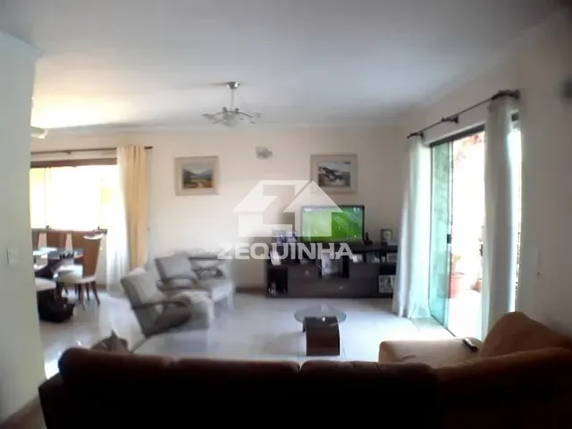 Casa com 458m² 3 quartos e 2 banheiros, à venda, no bairro City Bussocaba em Osasco