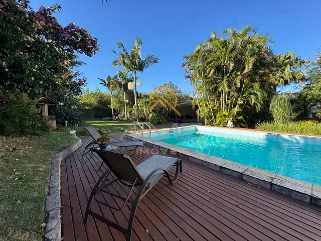 Casa com 960m² 4 quartos e 4 banheiros, à venda, no bairro Laranjal em Pelotas