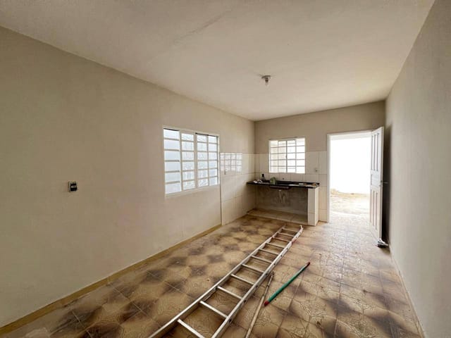 Casa 3 quartos e 1 banheiro, para alugar, no bairro São Geraldo em Pouso Alegre