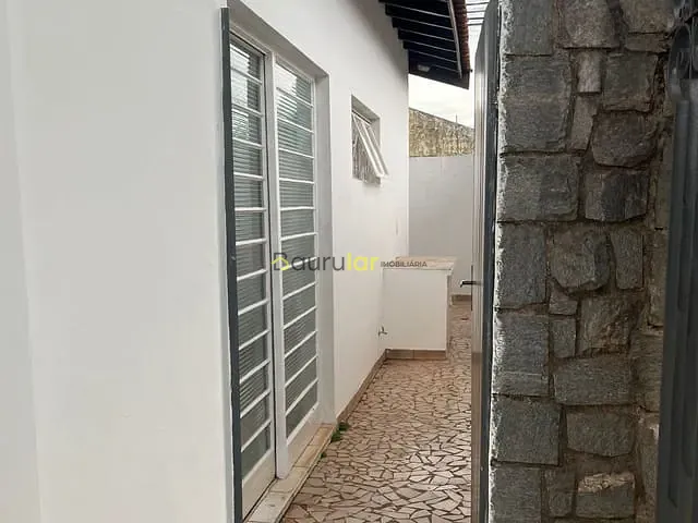Casa 2 quartos e 3 banheiros, para alugar, no bairro Jardim América em Bauru