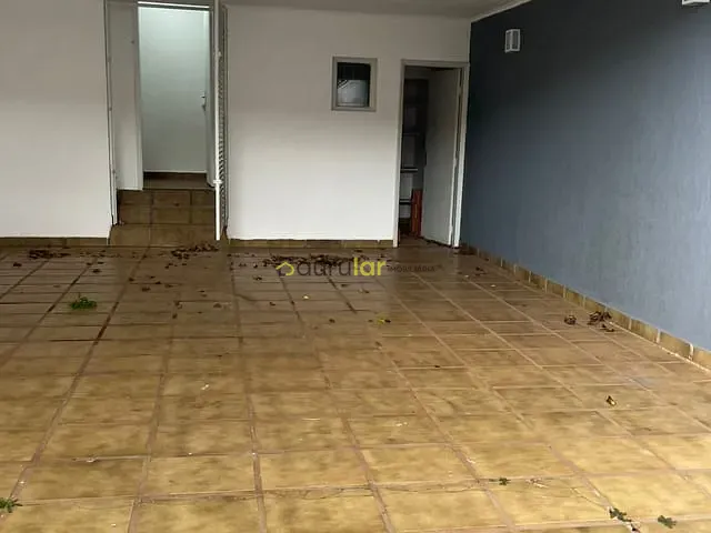 Casa 2 quartos e 3 banheiros, para alugar, no bairro Jardim América em Bauru