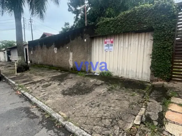 Casa com 468m² 3 quartos e 2 banheiros, à venda, no bairro Jardim América em Goiânia