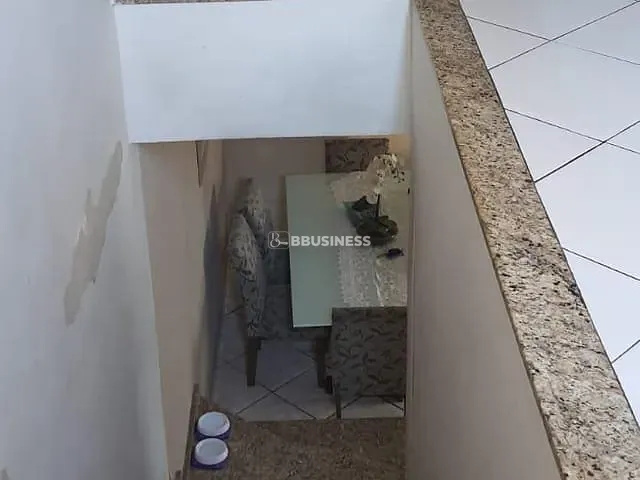 Casa com 175m² 5 quartos e 3 banheiros, à venda, no bairro Alphaville em Campos dos Goytacazes