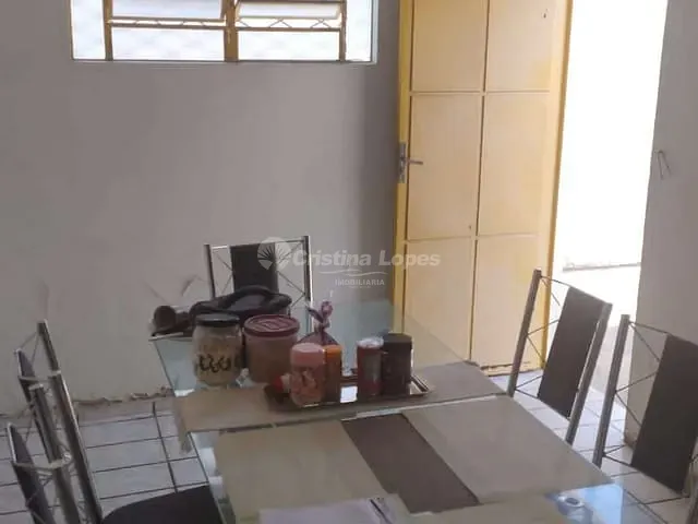 Casa com 405m² 4 quartos e 3 banheiros, à venda, no bairro Ininga em Teresina