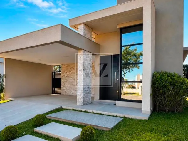 Casa com 300m² 2 quartos e 3 banheiros, à venda, no bairro Jardim Carvalho em Ponta Grossa