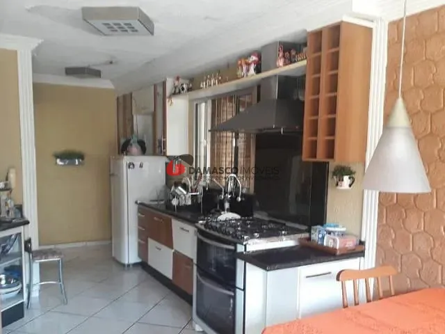 Casa com 400m² 4 quartos e 1 banheiro, à venda, no bairro Vila Lúcia em São Paulo