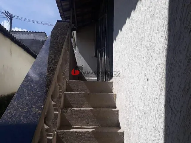 Casa com 400m² 4 quartos e 1 banheiro, à venda, no bairro Vila Lúcia em São Paulo