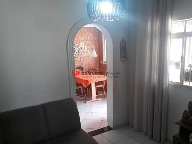 Casa com 400m² 4 quartos e 1 banheiro, à venda, no bairro Vila Lúcia em São Paulo