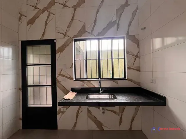 Casa 2 quartos e 1 banheiro, à venda, no bairro Parque São Carlos em Três Lagoas
