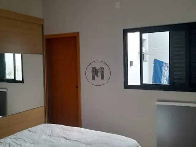 Casa com 175m² 3 quartos e 2 banheiros, à venda, no bairro Loteamento Residencial e Comercial Flamboyant em Pindamonhangaba