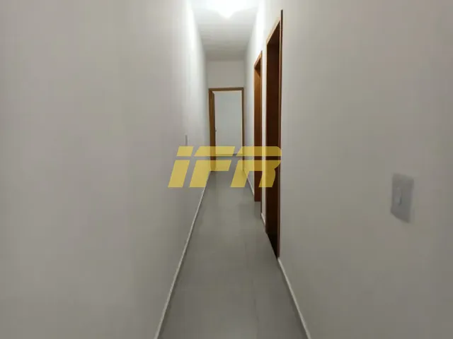 Casa com 125m² 2 quartos e 2 banheiros, à venda, no bairro Comercial e Residencial Jardim Mariana em Pindamonhangaba