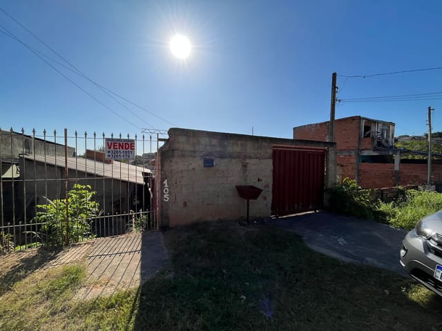 Casa com 250m² 2 quartos e 1 banheiro, à venda, no bairro Jardim Campina Grande em Campinas