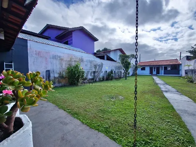 Casa com 599m² 3 quartos e 2 banheiros, à venda, no bairro Jardim Suarão (Praia) em Itanhaém