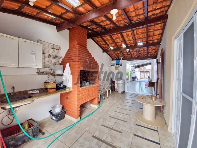 Casa com 599m² 3 quartos e 2 banheiros, à venda, no bairro Jardim Suarão (Praia) em Itanhaém