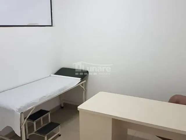 Casa com 300m², à venda, no bairro Vila Vitória em Mogi das Cruzes