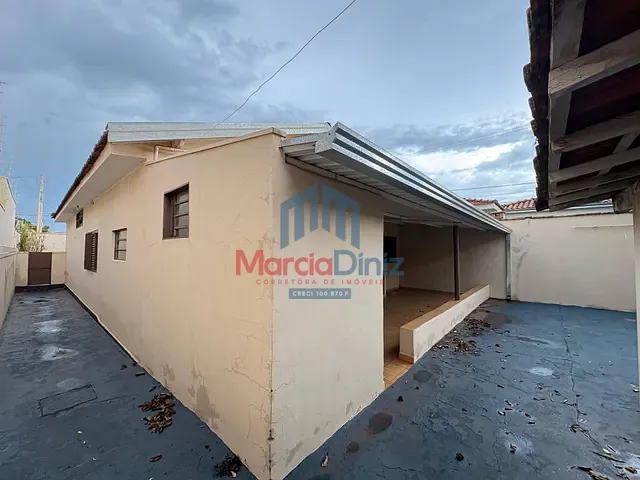 Casa com 266m² 3 quartos e 2 banheiros, à venda, no bairro Centro em Ituverava