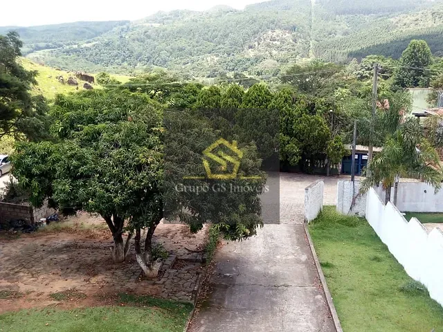 Casa 2 quartos e 4 banheiros, para alugar, no bairro Lopes em Valinhos