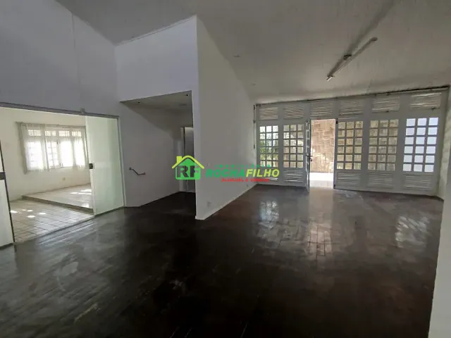 Casa 3 quartos e 3 banheiros, para alugar, no bairro São Cristóvão em Teresina