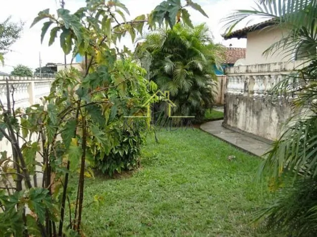Casa com 1000m² 4 quartos e 4 banheiros, à venda, no bairro Centro em Guaranésia