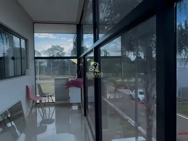 Casa com 360m² 4 quartos e 5 banheiros, para alugar, no bairro Condomínio Residencial Gaudi em Anápolis