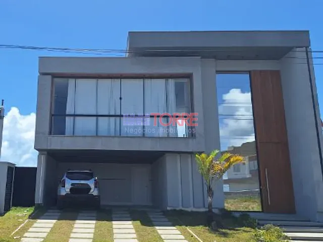 Casa 4 quartos e 5 banheiros, à venda, no bairro Nossa Senhora da Vitória em Ilhéus