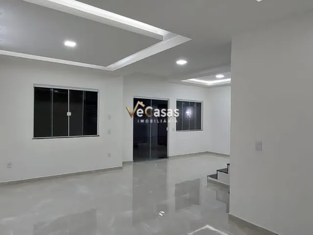 Casa com 120m² 2 quartos e 3 banheiros, à venda, no bairro Loteamento Extensão do Serramar em Rio das Ostras