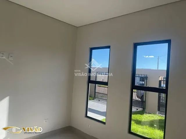 Casa com 300m² 2 quartos e 1 banheiro, à venda, no bairro Jardim Bougainville em Sinop
