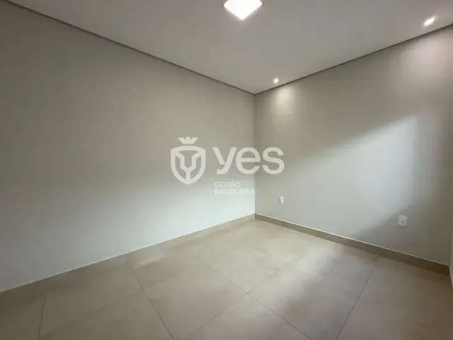 Casa 2 quartos e 2 banheiros, à venda, no bairro Centro em Araxá