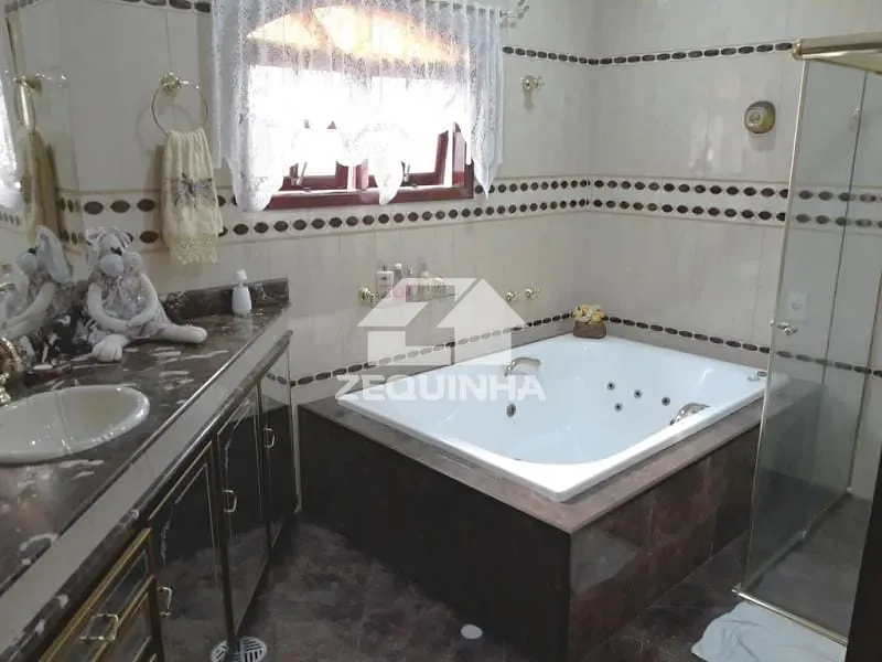 Casa, 4 quartos, 322 m² - Foto 24