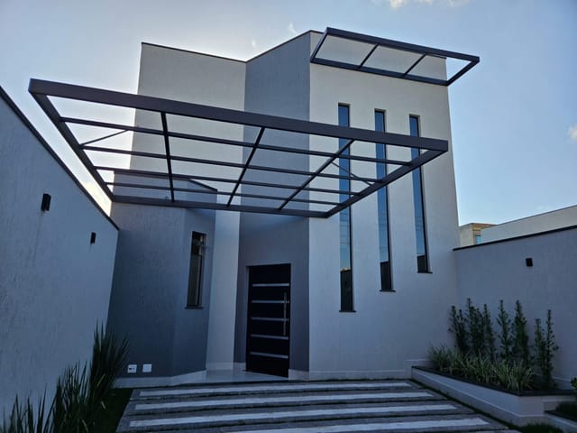 Foto do Sobrado - Lindo e Amplo Sobrado, Já Mobiliado, no Bairro Quaresmeira III – Suzano | Boa Vista Imóveis Suzano
