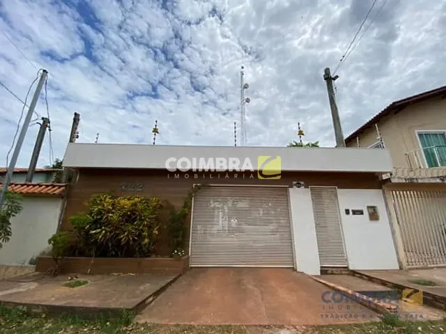 Casa com 234m², para alugar, no bairro Interventoria em Santarém