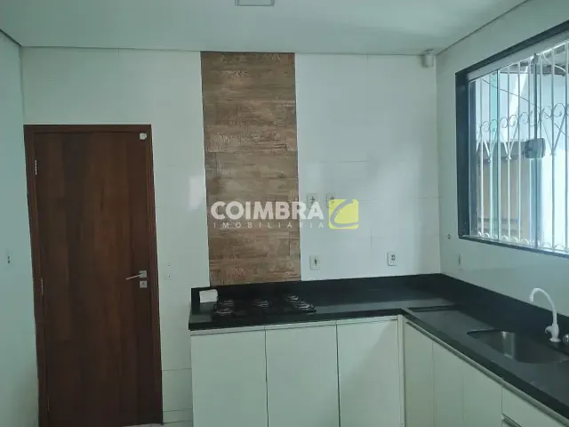 Casa com 234m², para alugar, no bairro Interventoria em Santarém