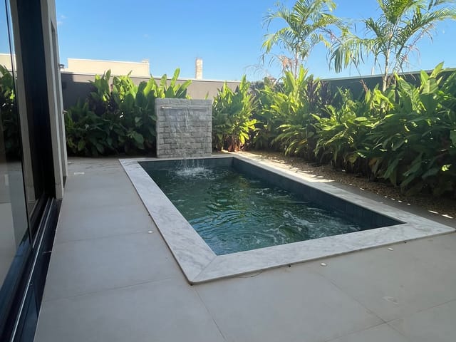 Casa com 250m² 3 quartos e 4 banheiros, à venda, no bairro Ribeirão do Lipa em Cuiabá