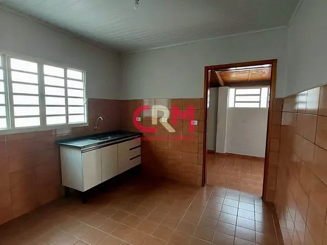 Casa 2 quartos e 1 banheiro, à venda, no bairro Vila Fucci em Taquaritinga
