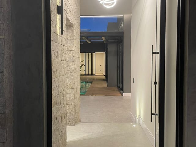 Casa com 350m² 3 quartos e 3 banheiros, à venda, no bairro Loteamento Jardim de Monet em Sinop