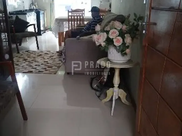 Casa com 125m² 2 quartos e 1 banheiro, à venda, no bairro Laranjal em Pelotas