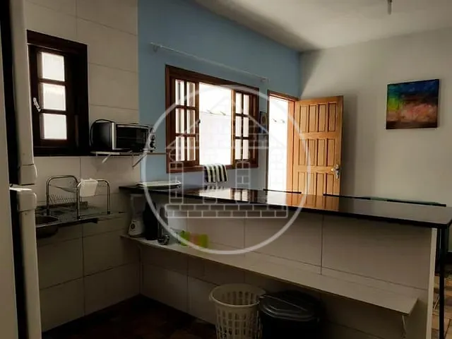 Casa com 150m² 2 quartos e 2 banheiros, à venda, no bairro Vila Erminda em Peruíbe