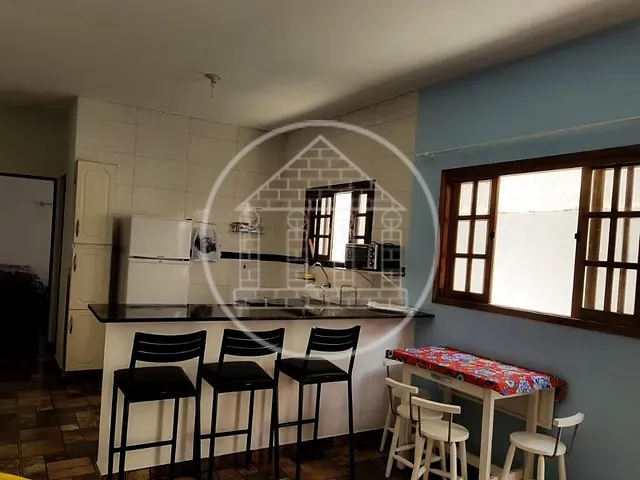 Casa com 150m² 2 quartos e 2 banheiros, à venda, no bairro Vila Erminda em Peruíbe