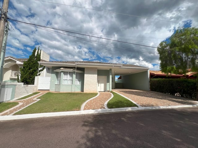 Casa com 450m² 3 quartos e 3 banheiros, à venda, no bairro Villaggio Capríccio em Louveira