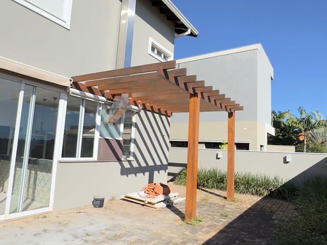 Casa 4 quartos e 5 banheiros, à venda, no bairro Parque dos Novos Estados em Campo Grande