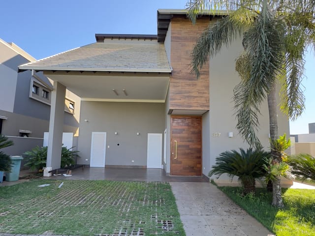 Casa 4 quartos e 5 banheiros, à venda, no bairro Parque dos Novos Estados em Campo Grande