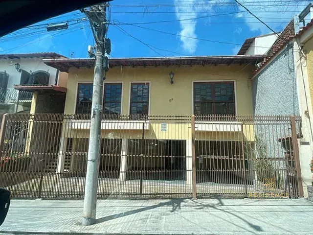 Casa 4 quartos e 3 banheiros, à venda, no bairro Vila Santa Cecília  em Volta Redonda