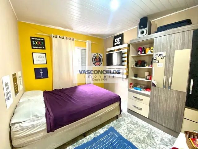 Casa com 300m² 1 quarto e 2 banheiros, à venda, no bairro Jardim Satélite em São José dos Campos
