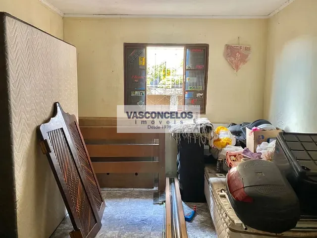 Casa com 300m² 1 quarto e 2 banheiros, à venda, no bairro Jardim Satélite em São José dos Campos