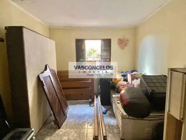 Casa com 300m² 1 quarto e 2 banheiros, à venda, no bairro Jardim Satélite em São José dos Campos