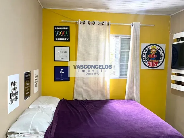 Casa com 300m² 1 quarto e 2 banheiros, à venda, no bairro Jardim Satélite em São José dos Campos